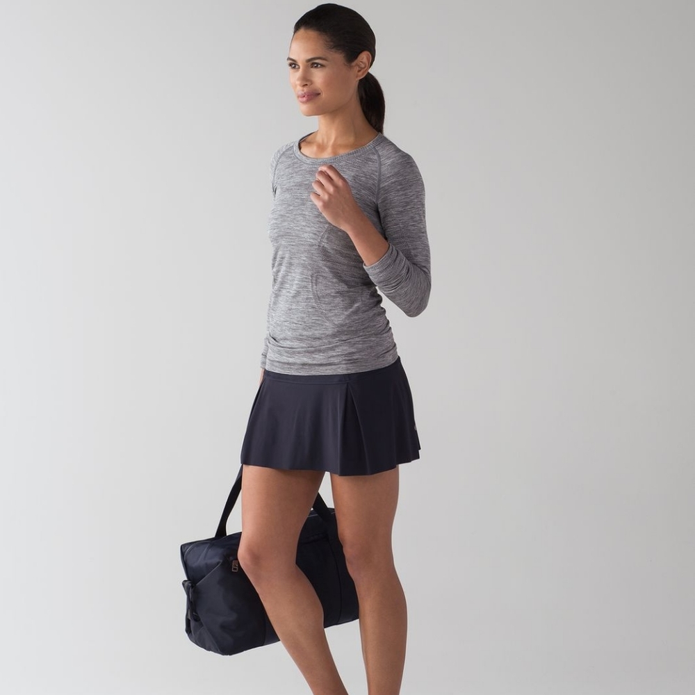 Lululemon lost in pace skirt -size 4